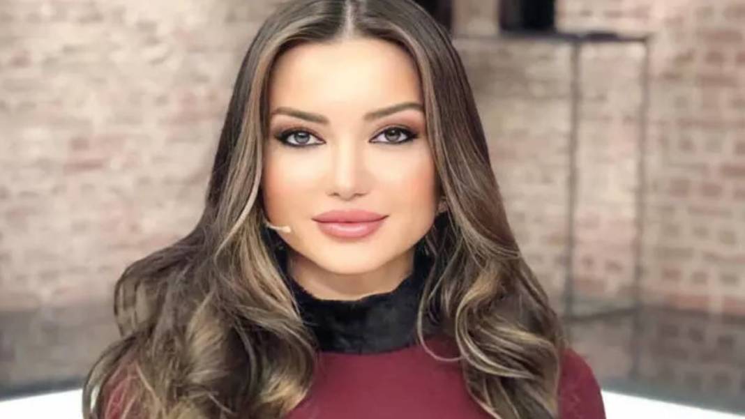 Esra Ezmeci'ye gelen itiraf mide bulandırdı! Okuyanların tüyleri diken diken oldu: Kocasını başka erkeklerle... Pes artık! 4